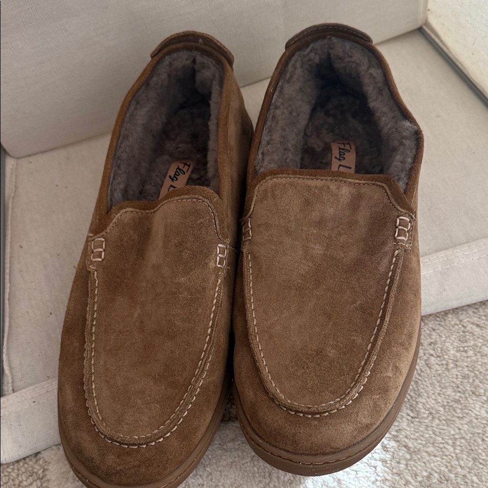 Men's NWT Shearling Slippers
